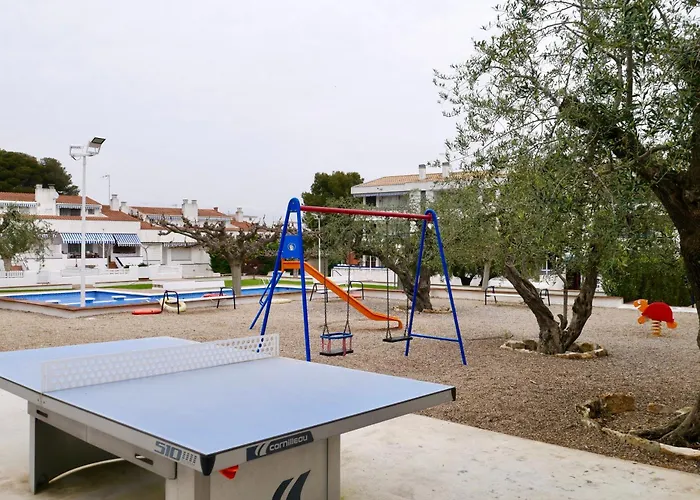 Con Piscina تورّيذيمْبَرّا